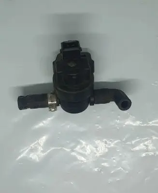 Mercedes-Benz SL R230 Turbo solenoid valve 1200780381 0004701593