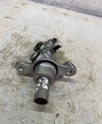 Mercedes-Benz CLA C117 X117 W117 Master brake cylinder