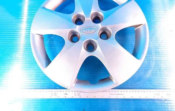 KIA Ceed R15 wheel hub/cap/trim 529601H000