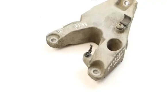 BMW X3 F25 Engine mounting bracket 6784827