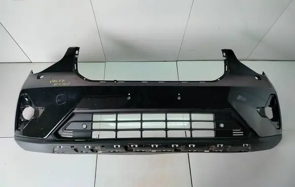 Volvo XC40 Front bumper 31690933