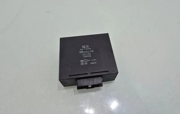 Toyota RAV 4 (XA40) Tow bar trailer control unit/module 85451232 70AM5000