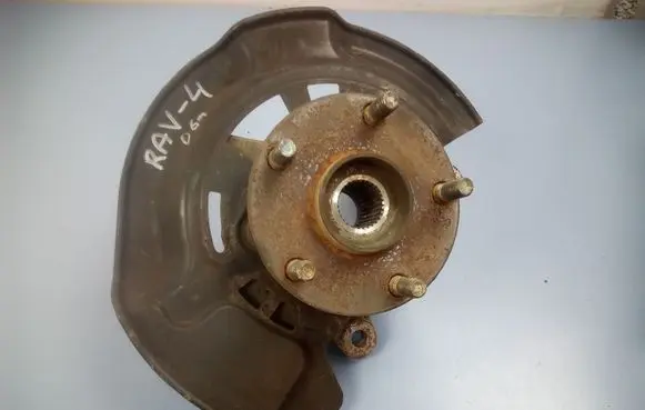 Toyota RAV 4 (XA30) Front wheel hub 4355002080