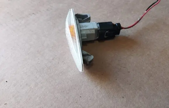 Mitsubishi ASX Front fender indicator light