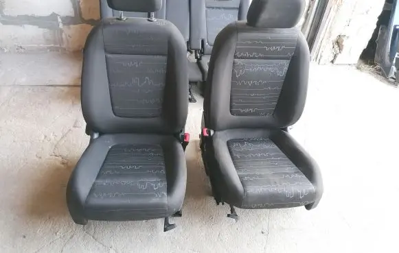 Seat set