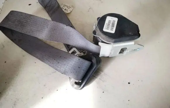 Dodge Caliber Rear seatbelt 605460301b