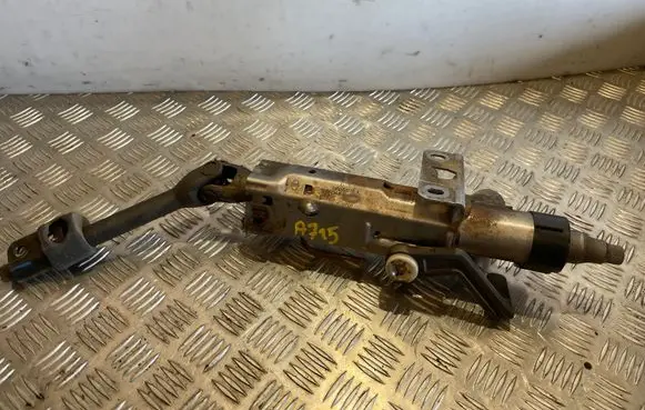 Opel Vivaro Steering wheel axle 8200153748A