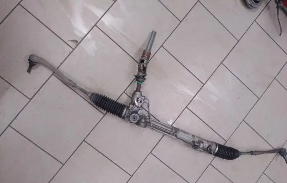 Peugeot 508 Steering rack 9686476580
