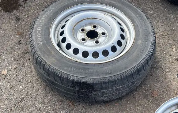 Volkswagen Transporter - Caravelle T5 R16 steel rim 7H0601027D