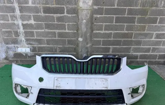 Skoda Yeti (5L) Front bumper 