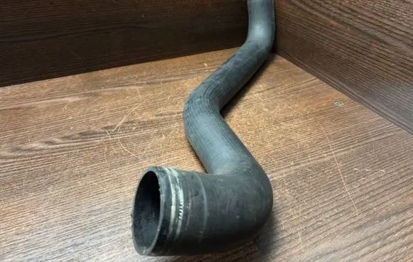 Iveco Daily 3rd gen Intercooler hose/pipe 504136614