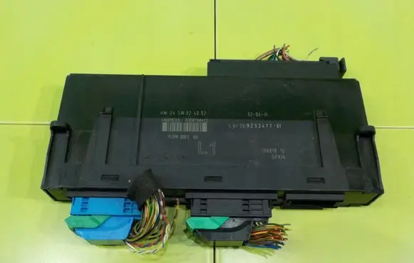 BMW 3 E92 E93 Central body control module 9253477