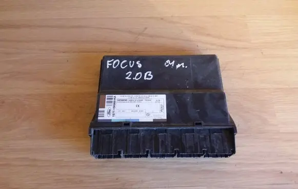 Ford Focus Comfort/convenience module 1S7T15K600KA