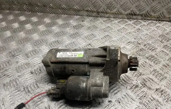 Volkswagen PASSAT B7 Starter motor 02E911023Q