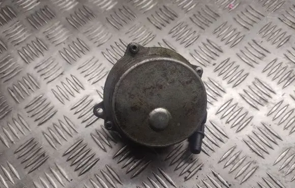 Audi A6 S6 C5 4B Vacuum pump 