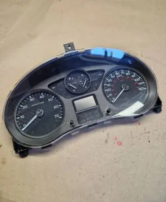 Peugeot Expert Speedometer (instrument cluster) 555001310104