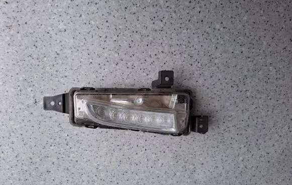 Suzuki Vitara (LY) Front fog light W1378 5QN46U1660BA