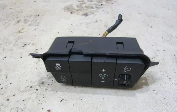 KIA Stonic ESP (stability program) switch 84757-H8RA0