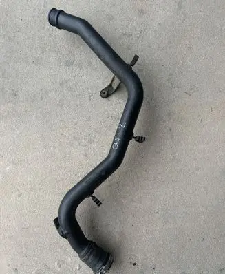 Audi Q7 4L Intercooler hose/pipe 7L6145795S 7L6145770M