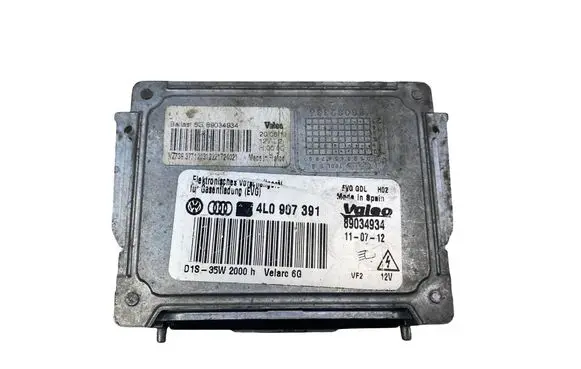 Volkswagen PASSAT B6 Xenon control unit/module 4L0907391
