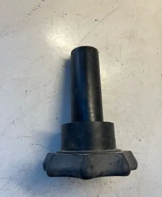 Audi A3 S3 8L Spare wheel bolt 8L0803899B