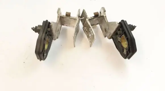 BMW 3 F30 F35 F31 Radiator mount bracket 7600541 17117600541 7600540