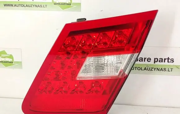 Mercedes-Benz E W212 Tailgate rear/tail lights 2128200864 A2128200864 2129060258