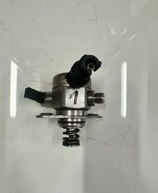 KIA Sportage Fuel injection high pressure pump 353202B410