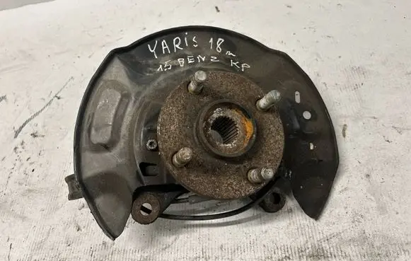 Front wheel hub