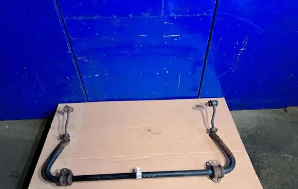 Jeep Wrangler Front anti-roll bar/sway bar 52087824