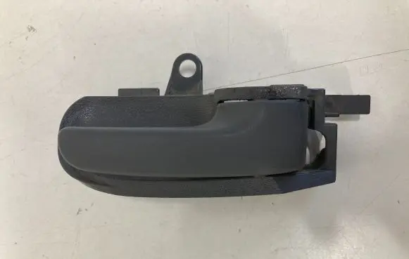 Peugeot 107 Rear door interior handle