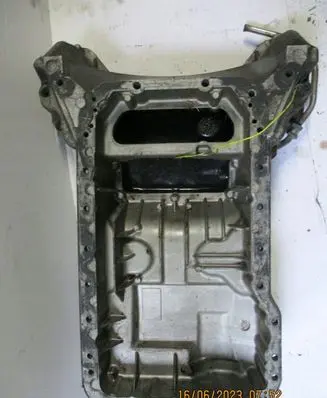 BMW 2 Active Tourer U06 Oil sump R2720140802