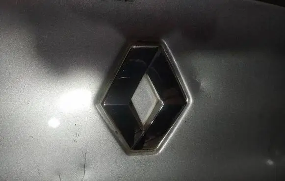 Renault Espace III Manufacturer badge logo/emblem 