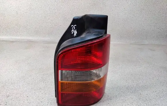 Rear/tail lights