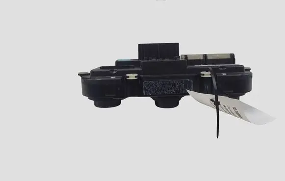 Skoda Octavia Mk2 (1Z) Climate control unit 3T0820047M 5HB009752