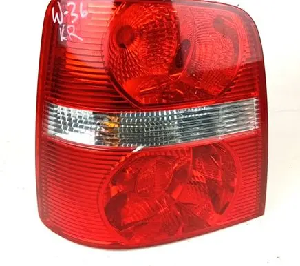 Volkswagen Touran I Rear/tail lights 1T0945095G