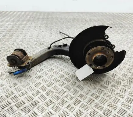 BMW Z4 E85 E86 Rear wheel hub 6774775