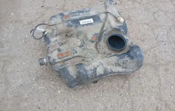 Ford Focus Fuel tank 3M519002AE