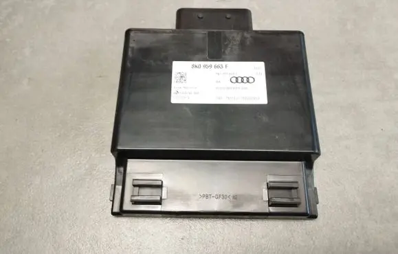 Audi A7 S7 4G Voltage converter/converter module 8K0959663F