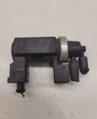 Audi A8 S8 D3 4E Turbo solenoid valve 4E0906628 72290308