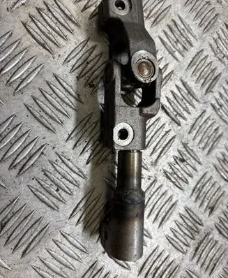 Toyota Avensis T250 Steering column universal joint