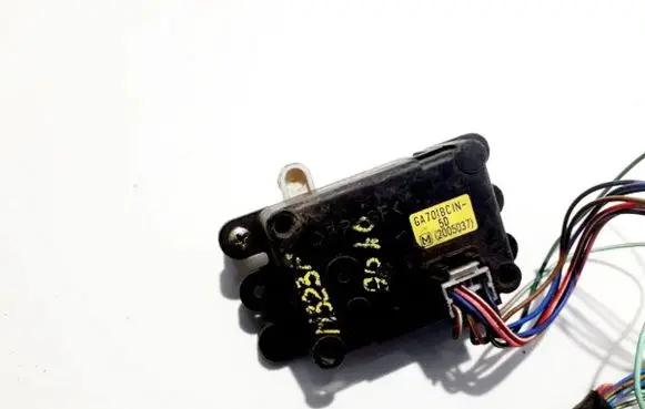 Mazda 323 F Air flap motor/actuator ga701bcin 2005037