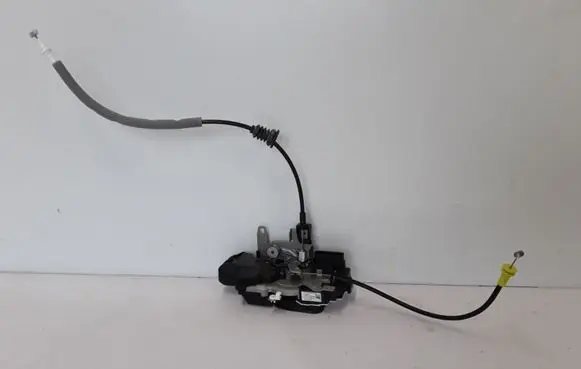 Volvo XC60 Front door lock 31349894