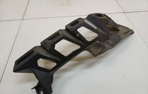 Renault Megane II Rear bumper mounting bracket 820007441