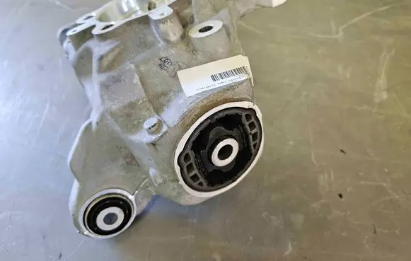 Volvo XC60 Rear wheel hub 31658320
