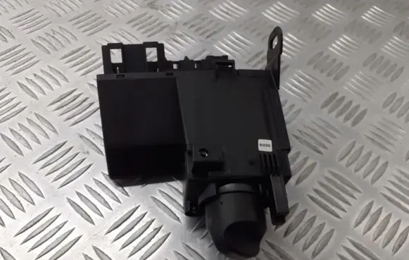 Mercedes-Benz E W210 Light switch 21054514041