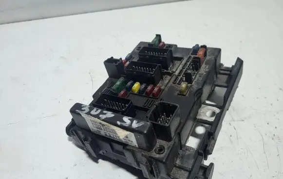 Peugeot 307 Comfort/convenience module 9650664080 30674053
