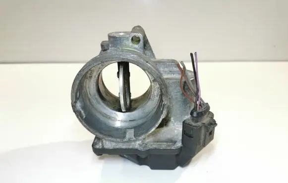 Volkswagen Caddy Throttle valve 03G128063A A2C53249824