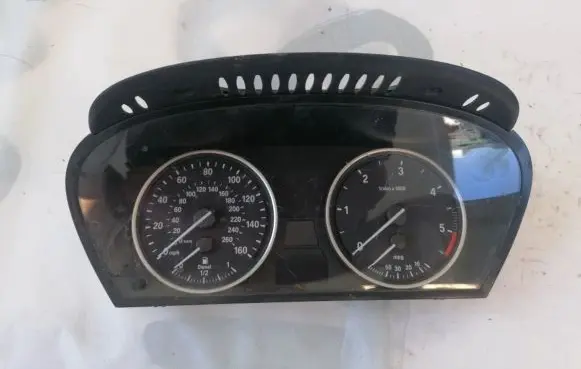 BMW 5 E60 E61 Speedometer (instrument cluster) 62109194890 6965359