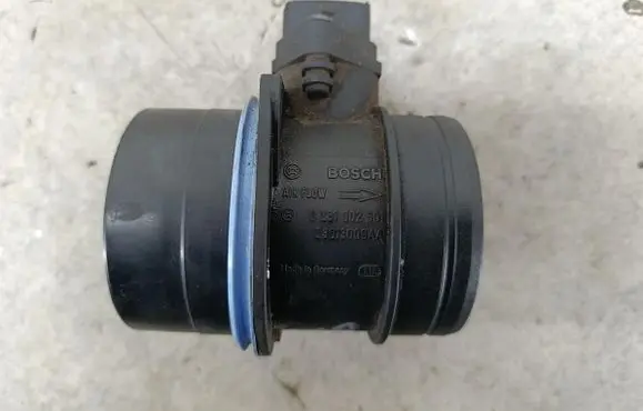 Jeep Grand Cherokee (WJ) Mass air flow meter 53013009AA